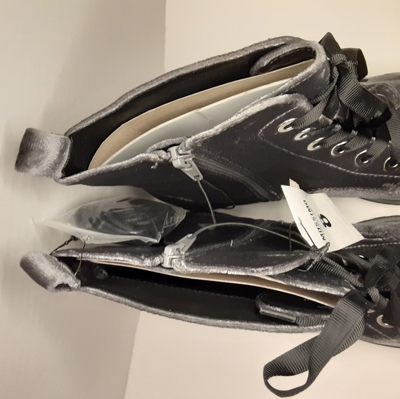 Rihanna🔥3 for$25Velvet Boots - Picture 7 of 8